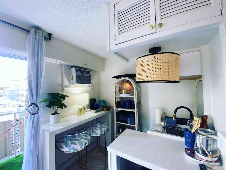 Seashore Waikiki Studio 1 Block From A Beach No Resort Fees Honolulu Esterno foto