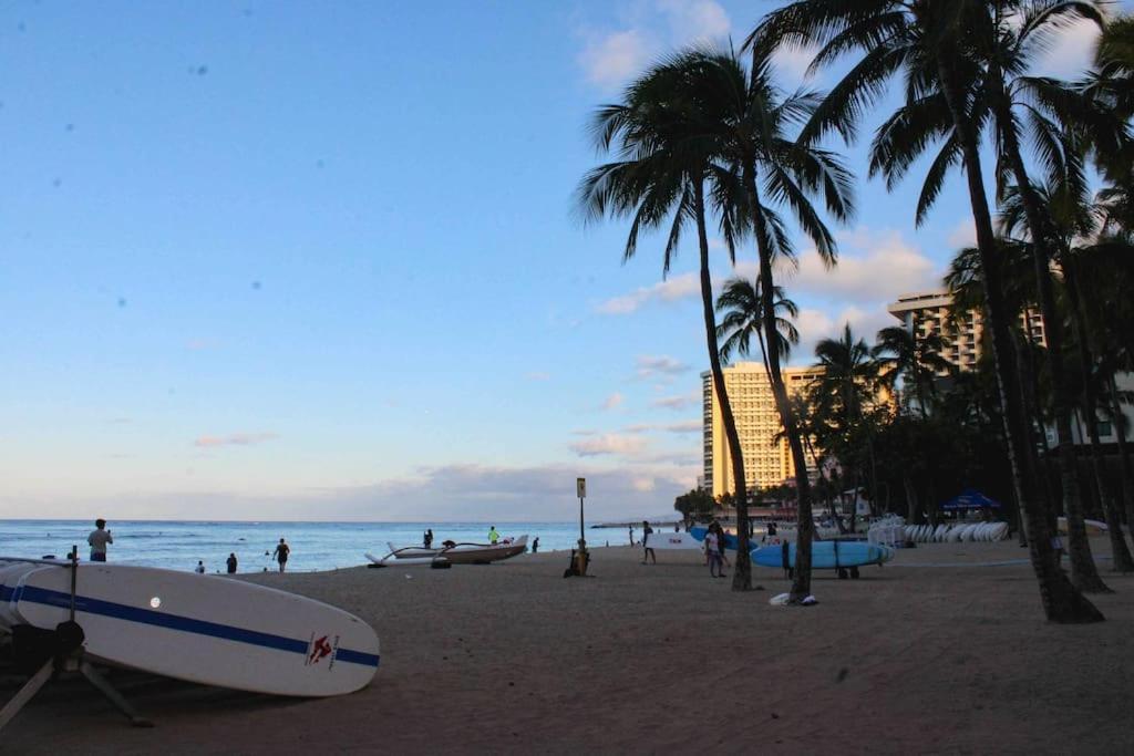 Seashore Waikiki Studio 1 Block From A Beach No Resort Fees Honolulu Esterno foto